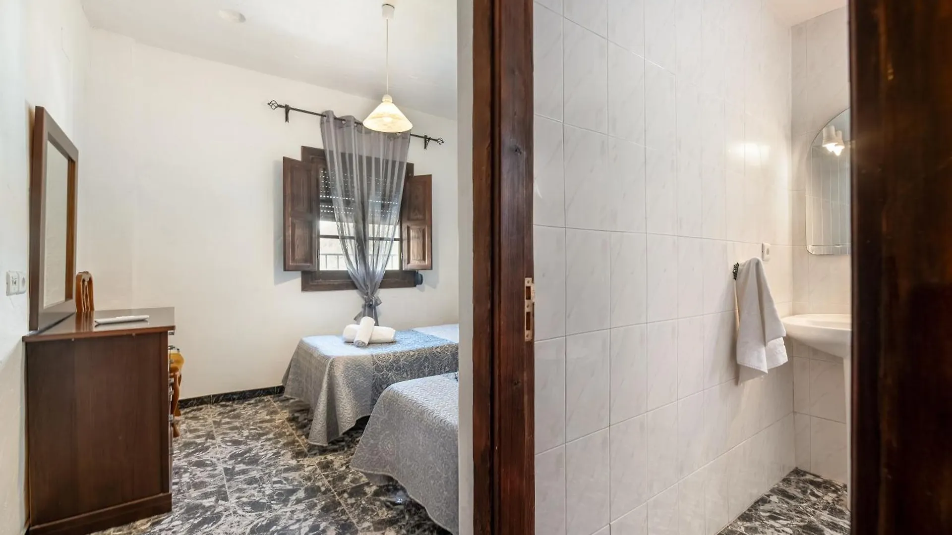 Gæstehus El Abuelo Hotel Guaro