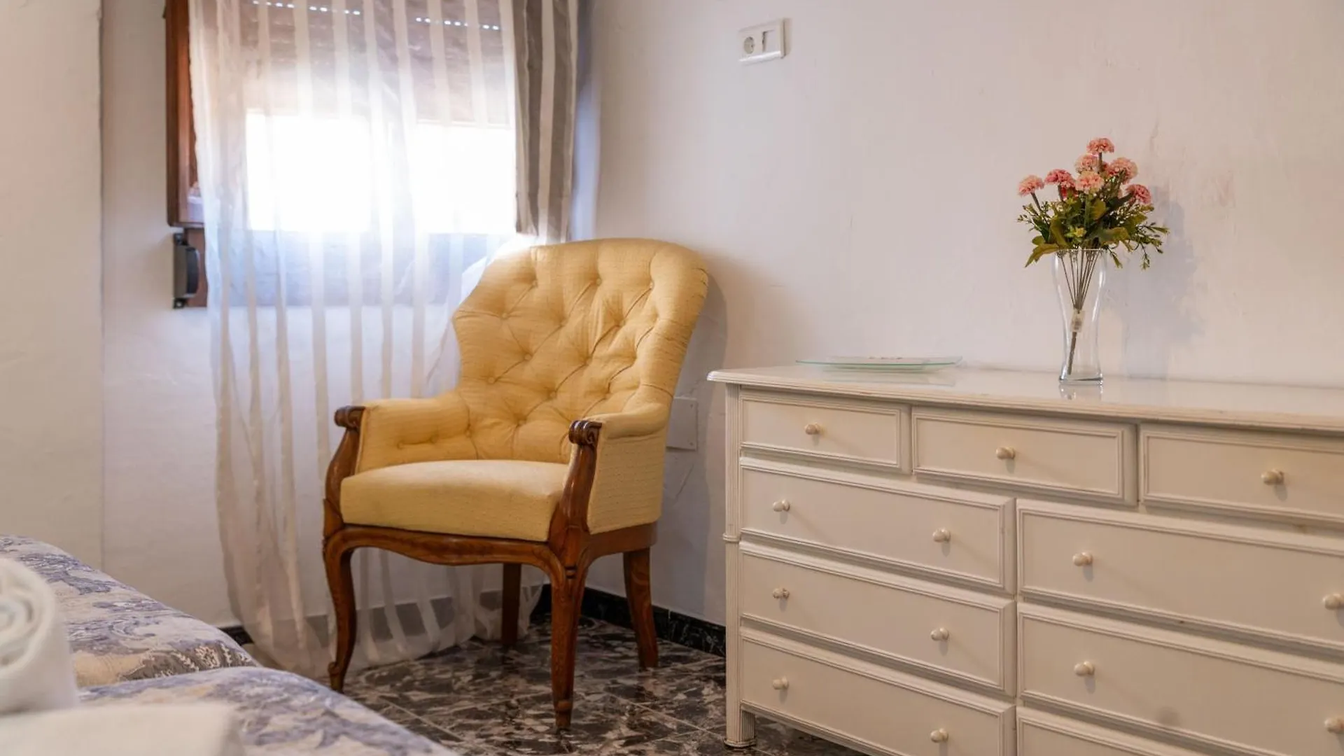 El Abuelo Hotel Guaro