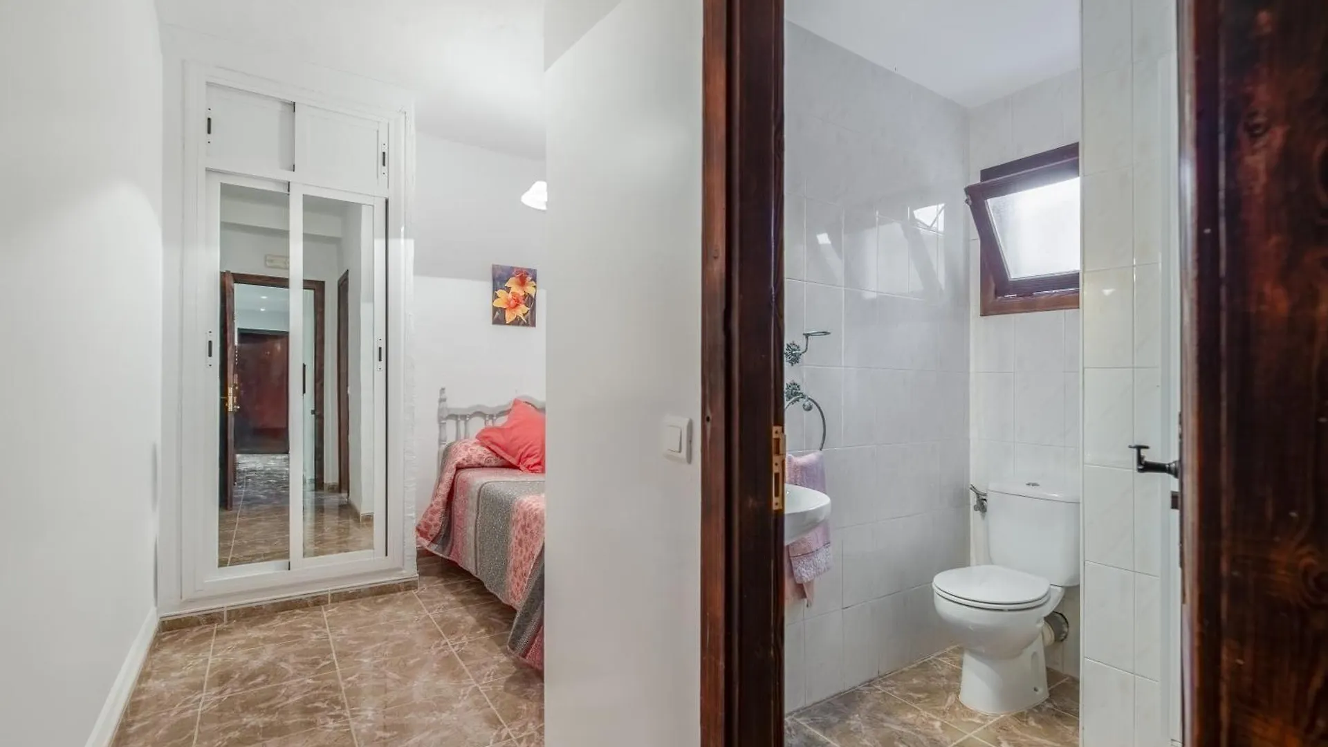 Guest house El Abuelo Hotel Guaro