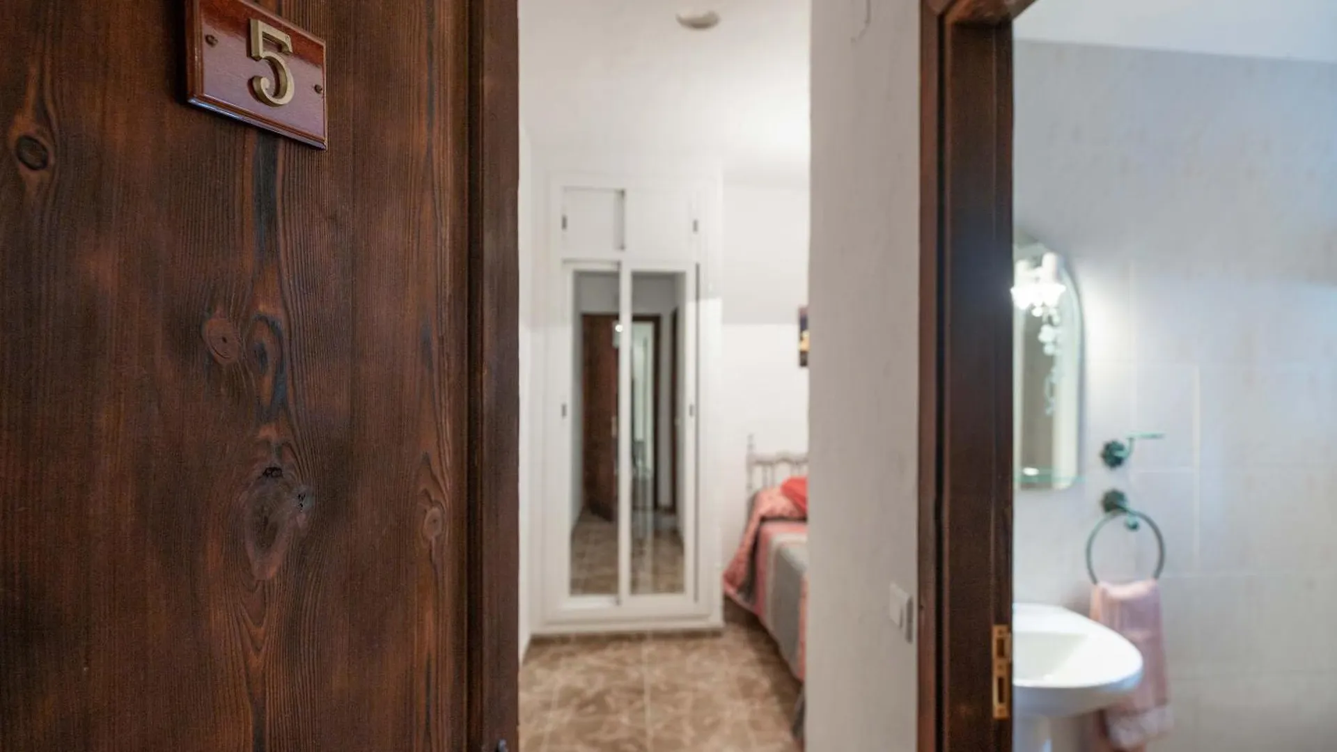 Guest house El Abuelo Hotel Guaro
