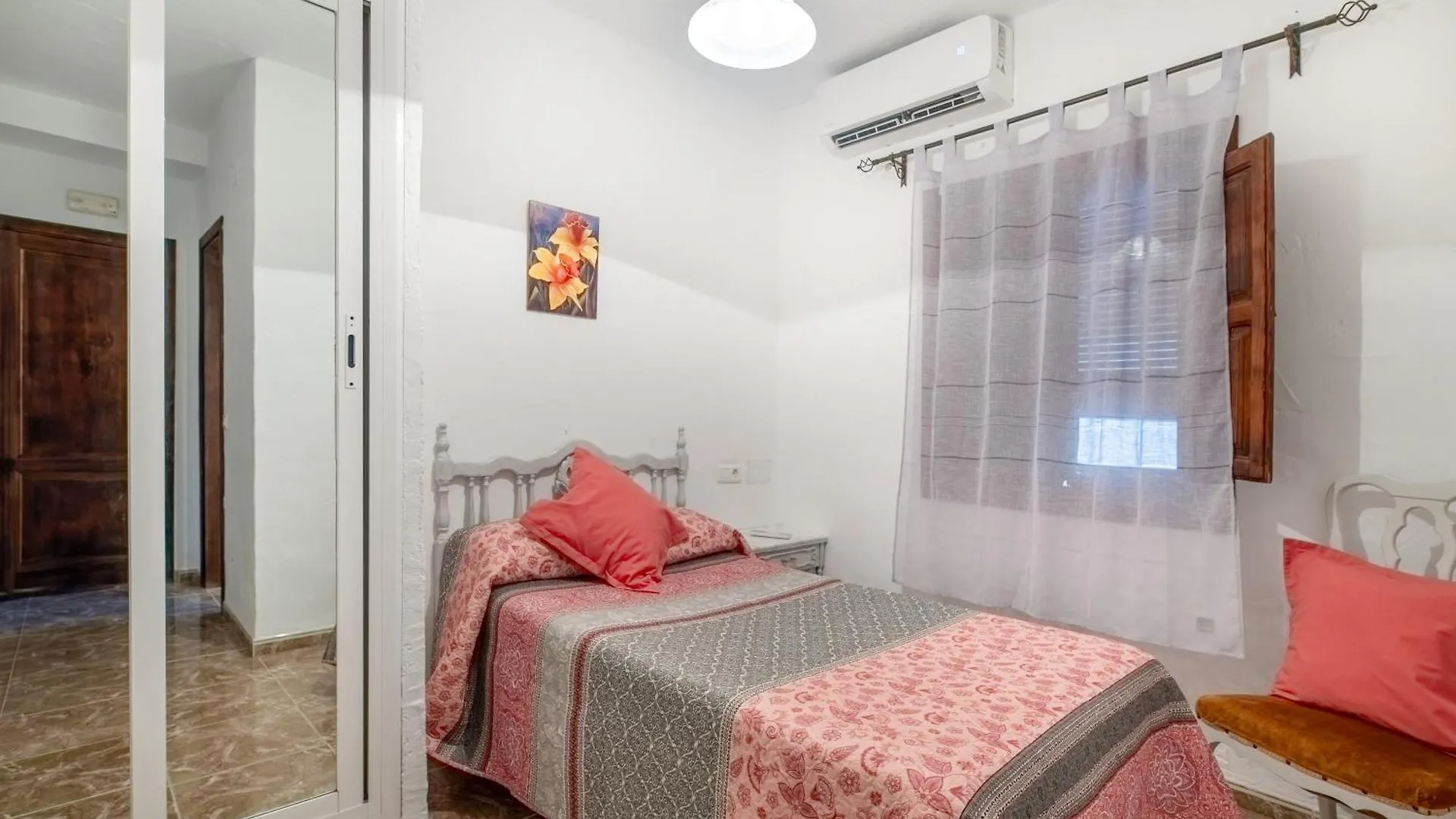El Abuelo Hotel Guaro Guest house