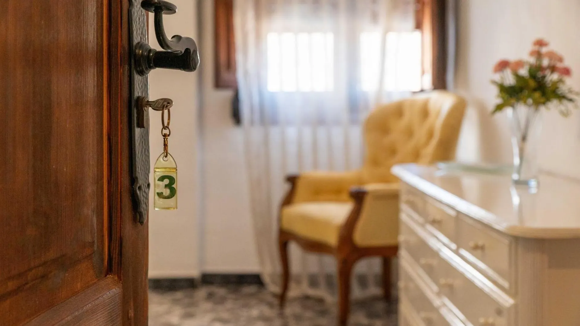 El Abuelo Hotel Guaro 0*,